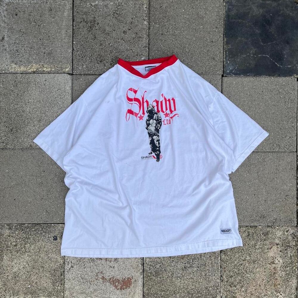 Shady Man Camo Outfit Center Graphic - graffiti Wording